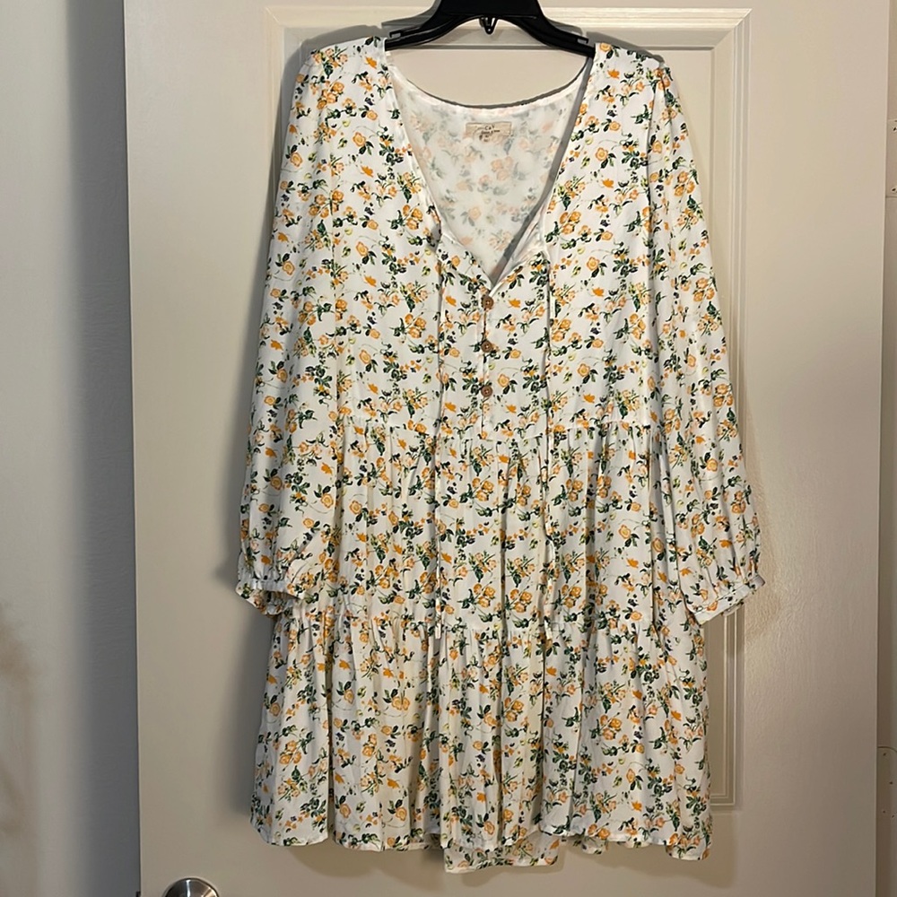 XL long sleeved dress floral